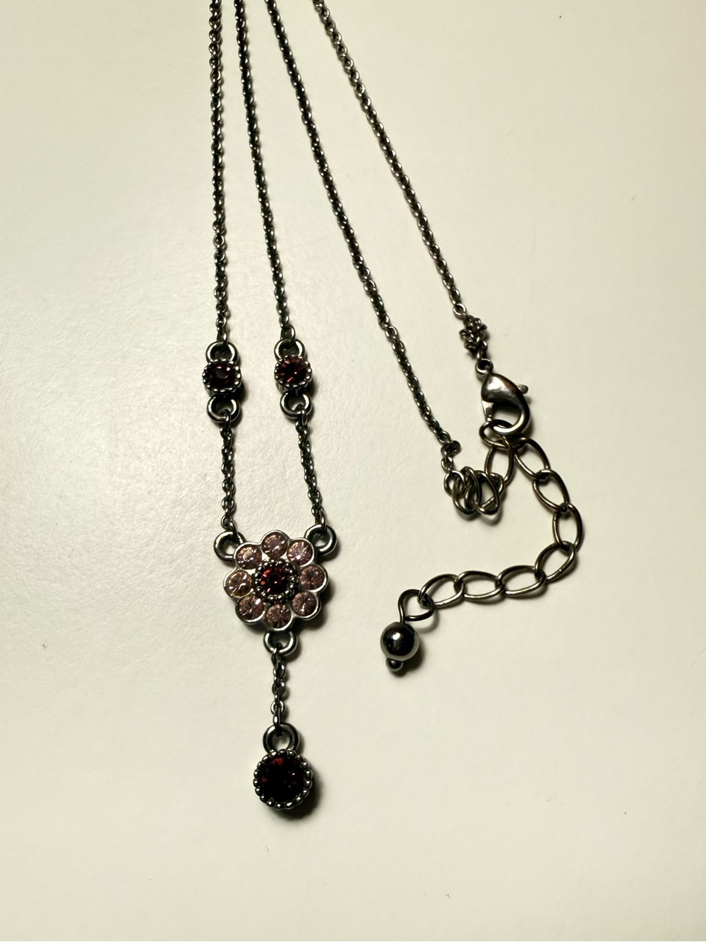 ▪️ Delicate Light & Dark Purple Flower Pendant Necklace • Women's Jewelry - Picture 1 of 6
